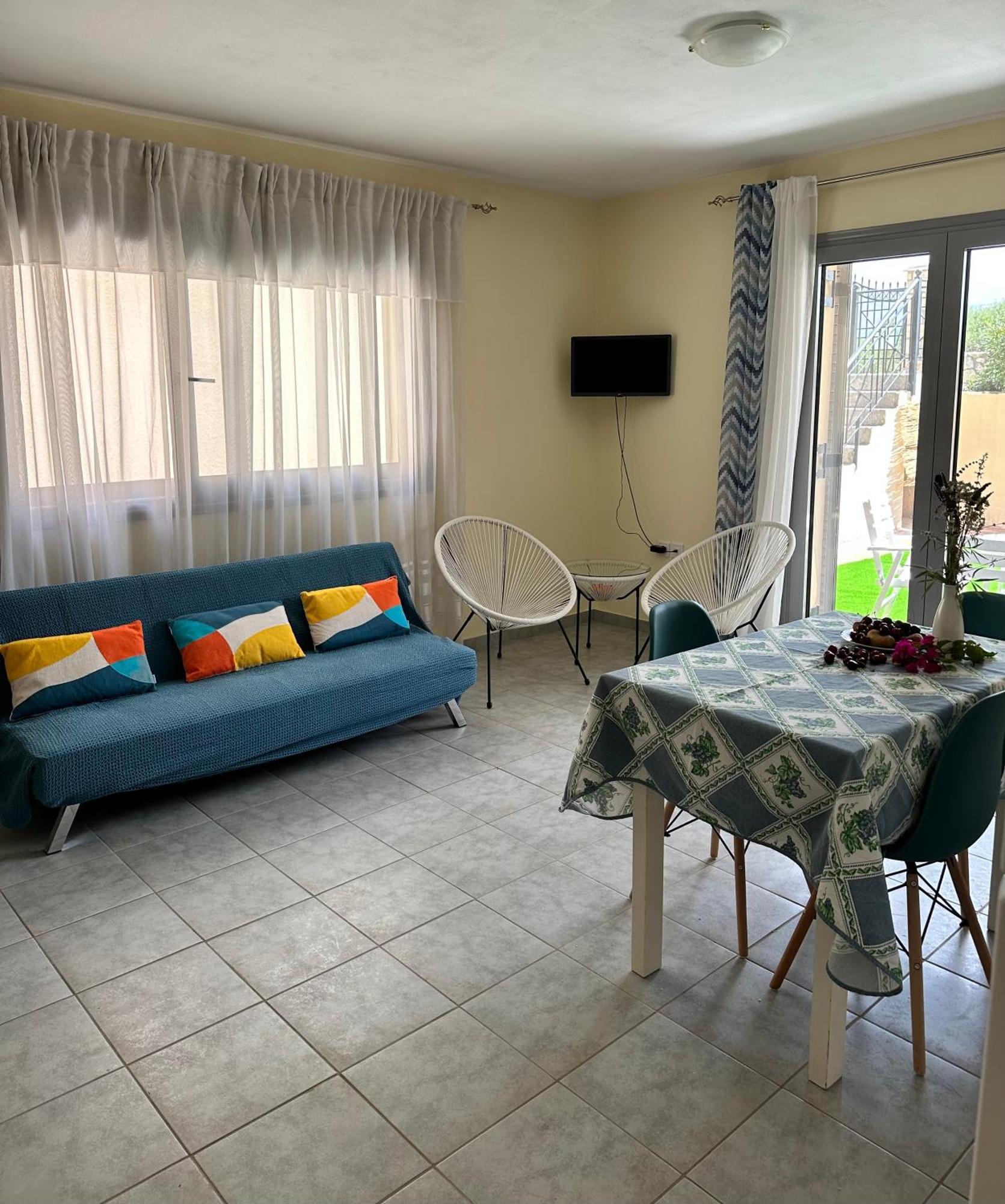 Lotus Studio Apartment North Ликсури Экстерьер фото