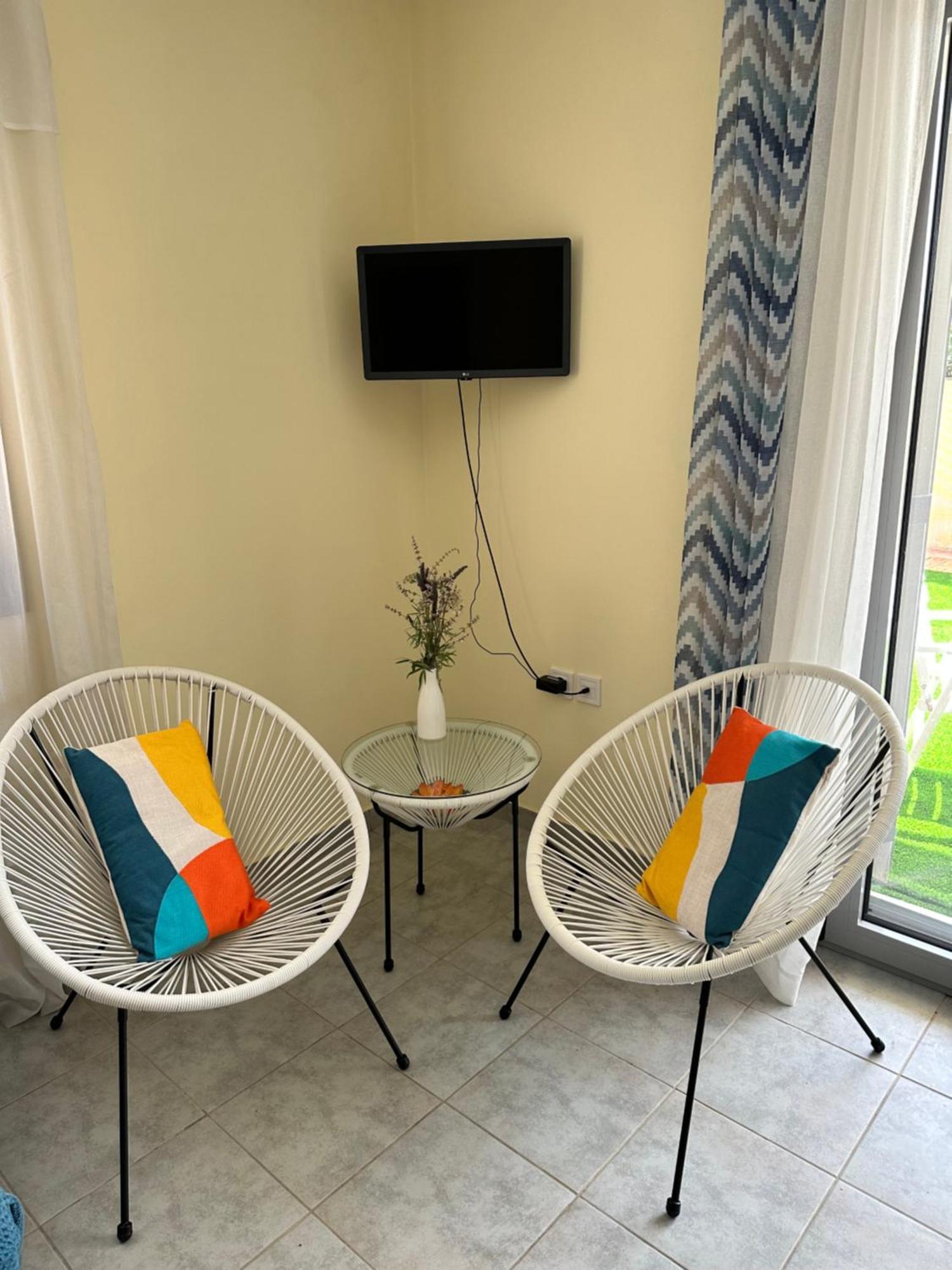 Lotus Studio Apartment North Ликсури Экстерьер фото